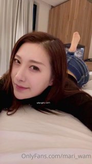 黑暗荣耀沙发截了一段日本视频一区二区银行厕所偷情后入女职员，领导后入女职员一边电话一边操